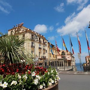 Piazza Tasso Max 1